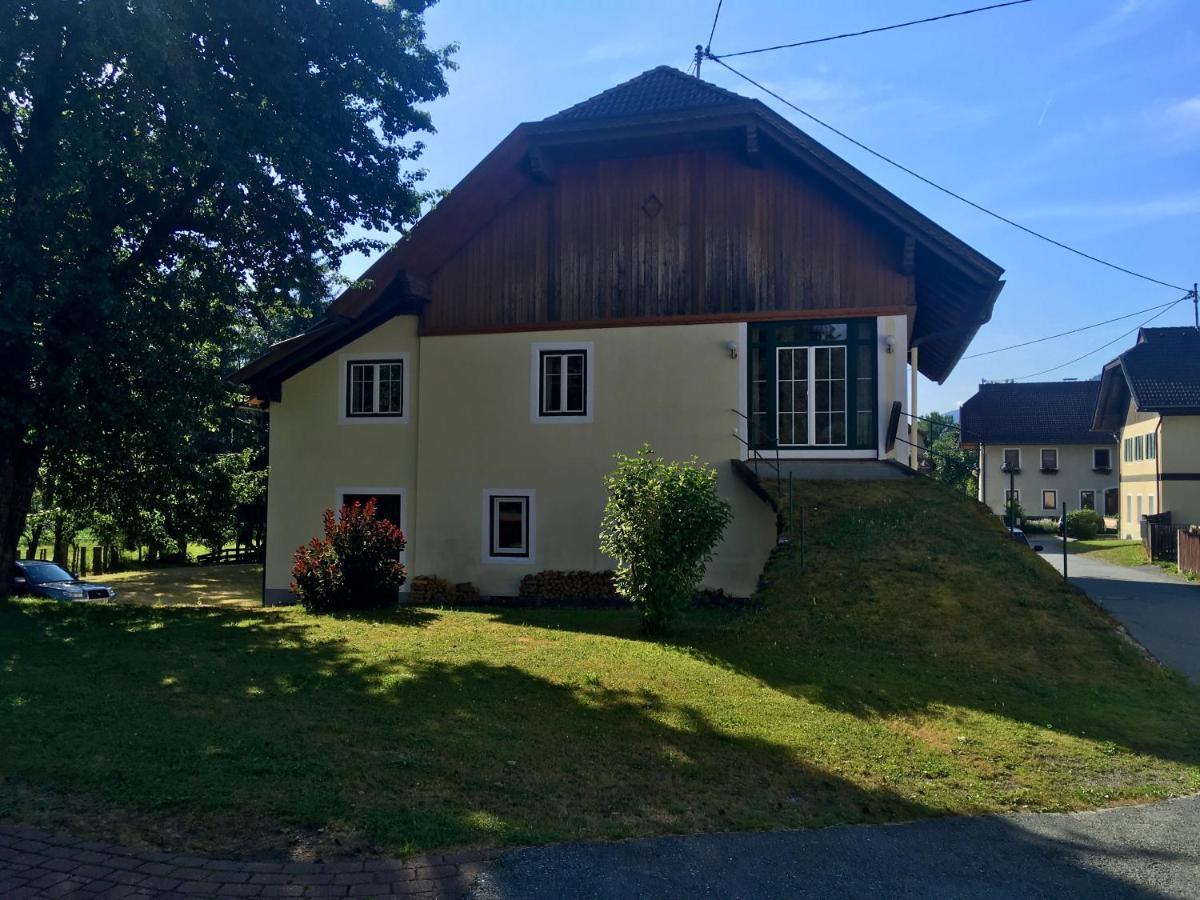 Haus 26 Weissbriach Bed & Breakfast Exterior photo